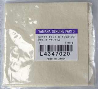 Yamaha felt plate 10x10cm thickness 1 mm white for flutes etc.