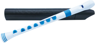 NUVO recorder+ (gedeckelte Blockflöte), barocke Griffweise